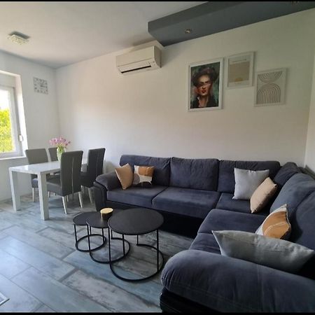 New Modern-Park View-5 Minutes From Diocletian'S Palace สปลิท ภายนอก รูปภาพ