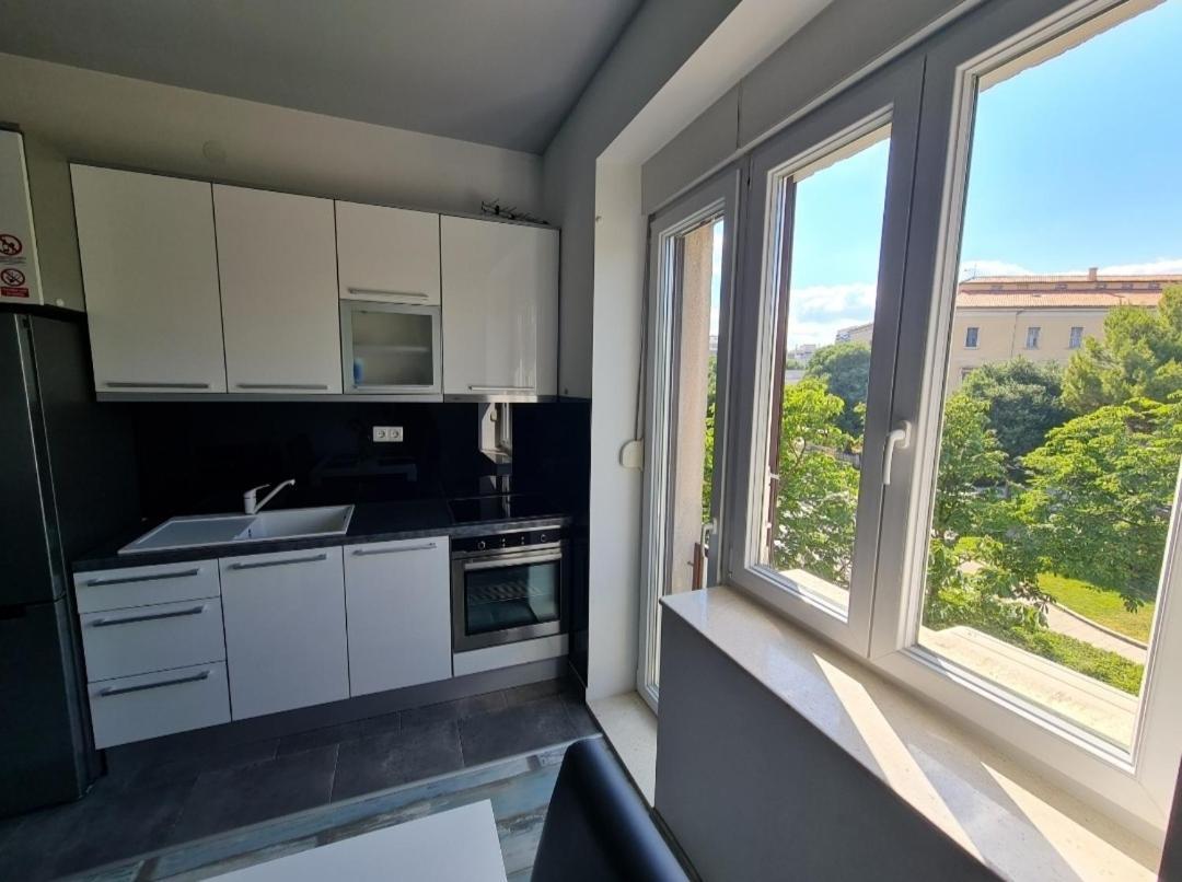New Modern-Park View-5 Minutes From Diocletian'S Palace สปลิท ภายนอก รูปภาพ
